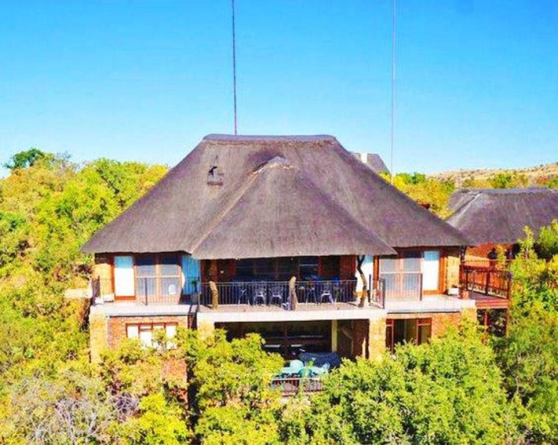 Mabalingwe Uzuri Lodge Bela-Bela Exteriör bild