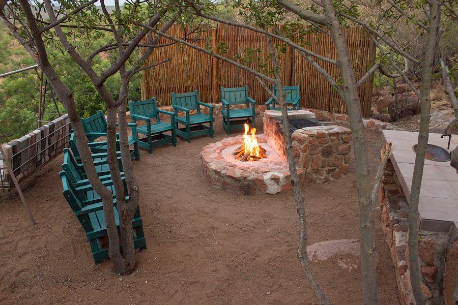 Mabalingwe Uzuri Lodge Bela-Bela Exteriör bild